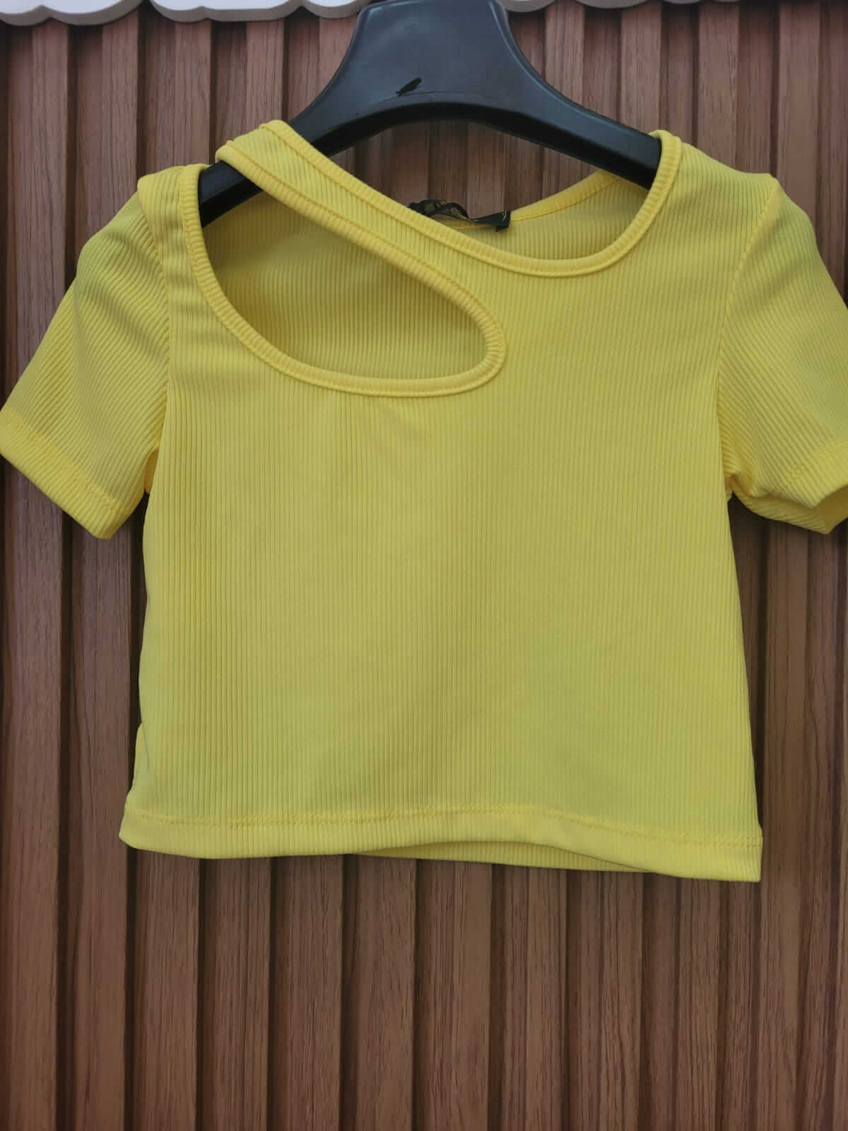 T-shirt con scollo Bambina