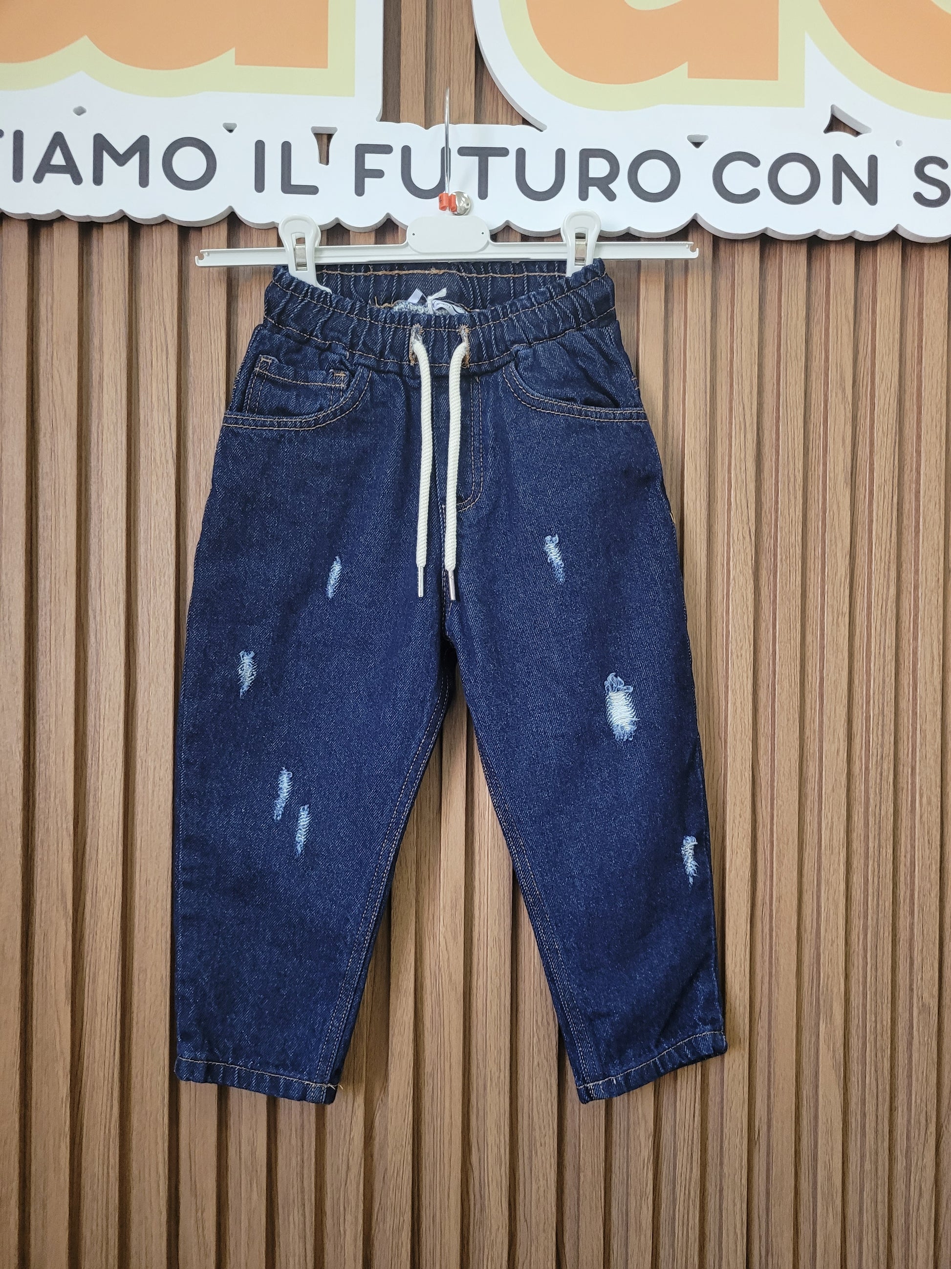 Jeans Strappi